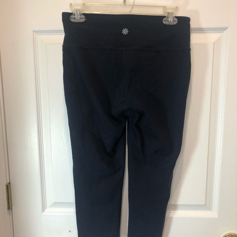 Athleta navy blue Capri length workout leggings size medium - Picture 6 of 7